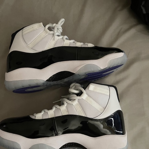 Jordan 11 concords main image 5